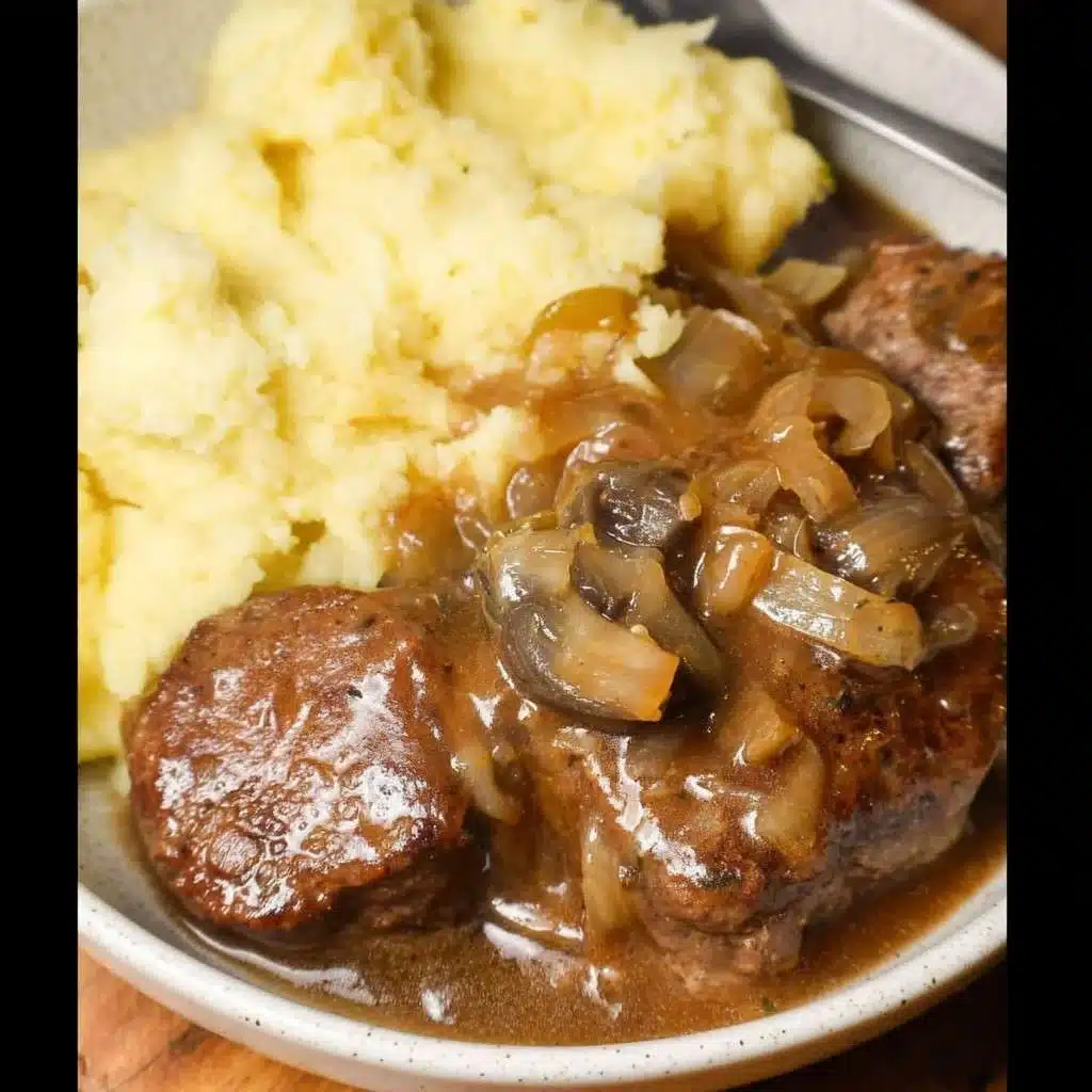 Recipe Round Steak Crock Pot: Tender Steak with Gravy Made Easy
