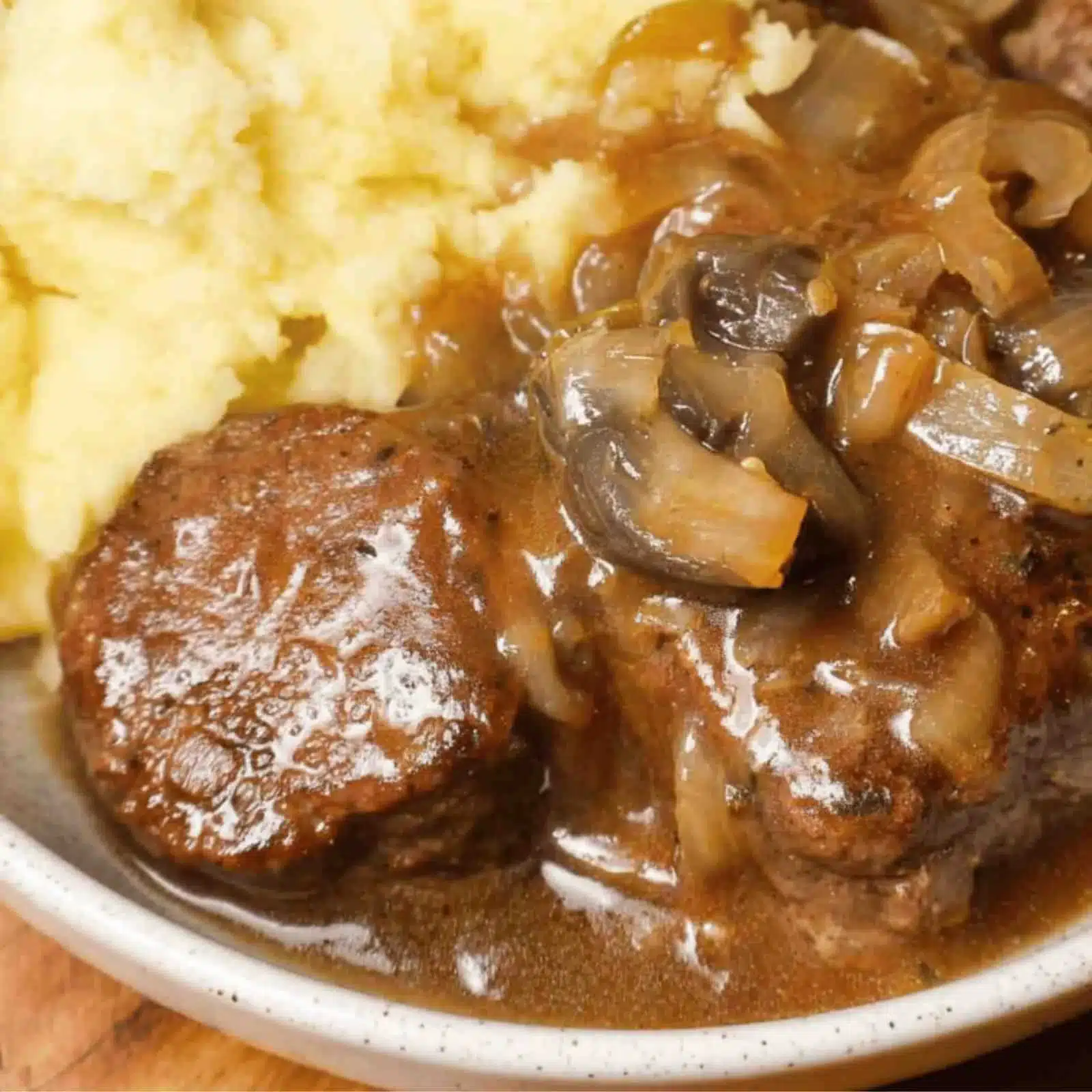 Recipe round steak crock pot served with mashed potatoes